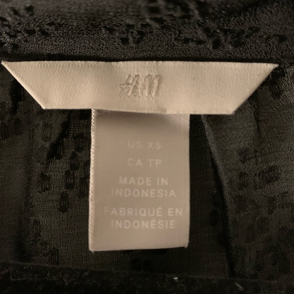 H&M Lace Dress with slip - Picture 3 of 3